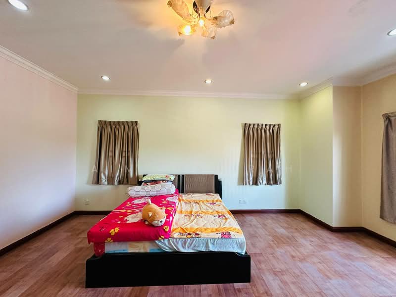 Semi-Detached House for Sale in Sungai Long (Bandar Sungai Long) - Aimi Mahirah - Bedroom - PropertyGuru.com.my