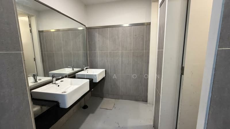 Shop for Rent in Sentul (Kuala Lumpur) - Olivia Oon - Bathroom - PropertyGuru.com.my