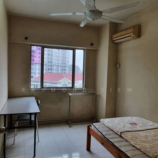 Condominium for Rent at D'aman Crimson - Raymond Siew - Bedroom - PropertyGuru.com.my