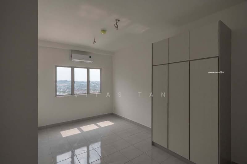 Pangsapuri untuk Disewa di Idaman Cahaya 2 - Vitas Tan - Bedroom - PropertyGuru.com.my