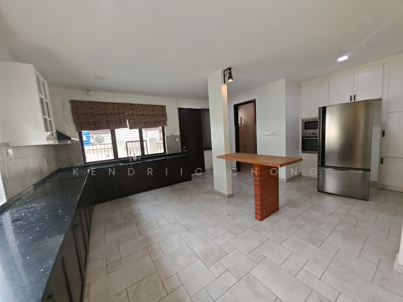 Terraced House for Rent in Bandar Kinrara Seksyen 1 (Bandar Kinrara) - Kendriic Chong - Kitchen - PropertyGuru.com.my
