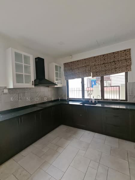 Terraced House for Rent in Bandar Kinrara Seksyen 1 (Bandar Kinrara) - Kendriic Chong - Kitchen - PropertyGuru.com.my