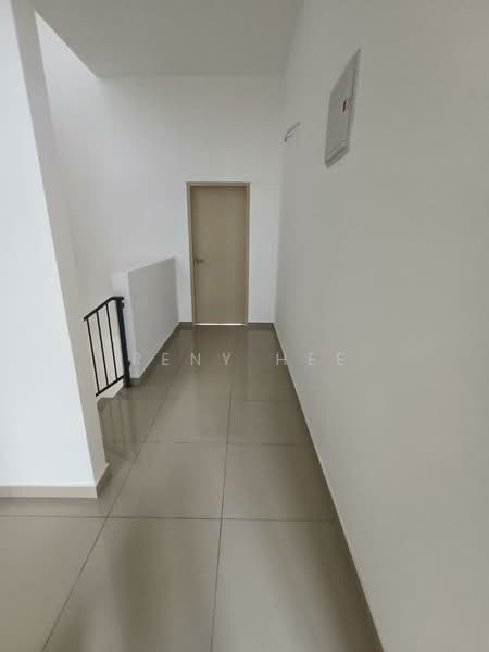 2-storey Terraced House for Sale in Bandar Dato Onn (Tebrau) - Reny Hee - Corridor - PropertyGuru.com.my