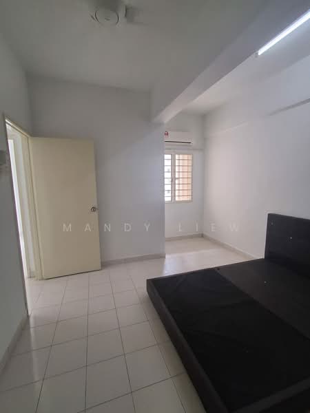 Apartment for Sale at Vista Mutiara - Mandy Liew - Bedroom - PropertyGuru.com.my