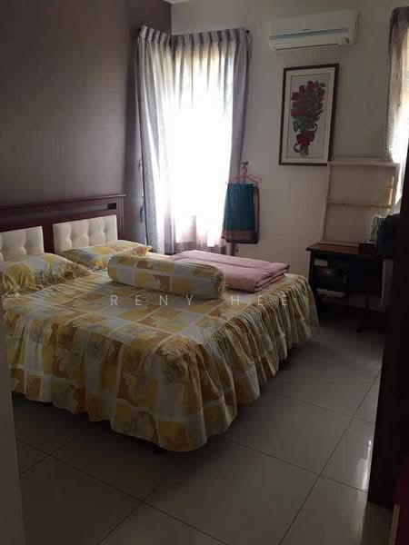 Semi-Detached House for Sale in Taman Universiti (Skudai) - Reny Hee - Bedroom - PropertyGuru.com.my