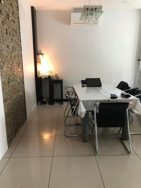 Semi-Detached House for Sale in Taman Universiti (Skudai) - Reny Hee - Dining Room - PropertyGuru.com.my