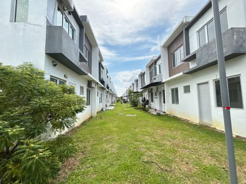 2-storey Terraced House for Sale in Dengkil (Selangor) - Ethan Chong - Exterior - PropertyGuru.com.my