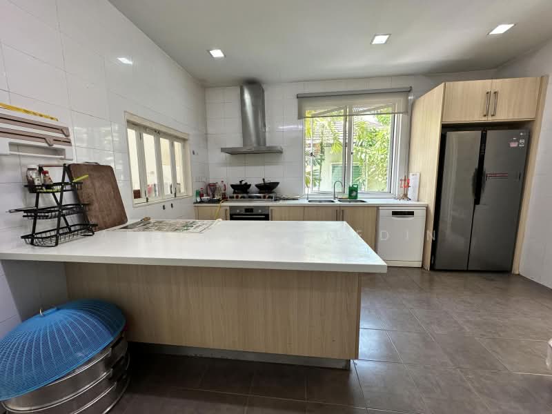Bungalow for Sale in Mutiara Seputeh (Seputeh) - Adzura Zamedin - Kitchen - PropertyGuru.com.my