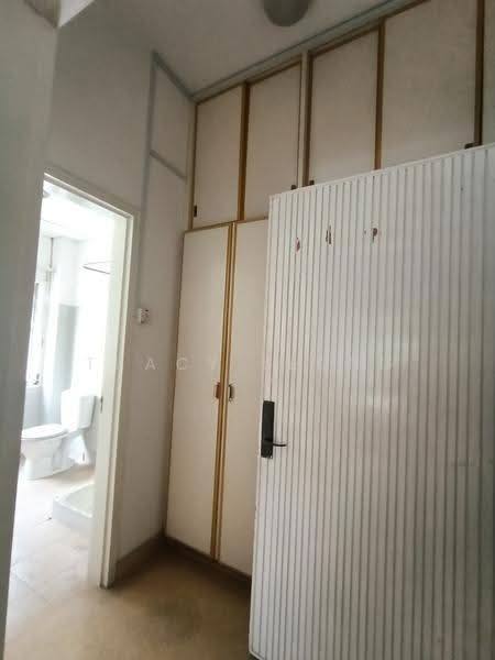 Bungalow House for Sale in Bukit Damansara (Damansara Heights) - Tracy Leong - Bathroom - PropertyGuru.com.my