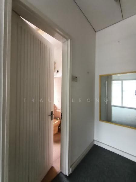 Bungalow House for Sale in Bukit Damansara (Damansara Heights) - Tracy Leong - Bathroom - PropertyGuru.com.my