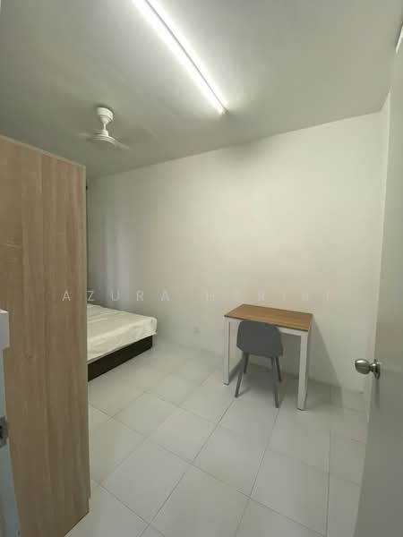 Kondominium untuk Disewa di Residensi Sateria - Azura Hariri - Bedroom - PropertyGuru.com.my