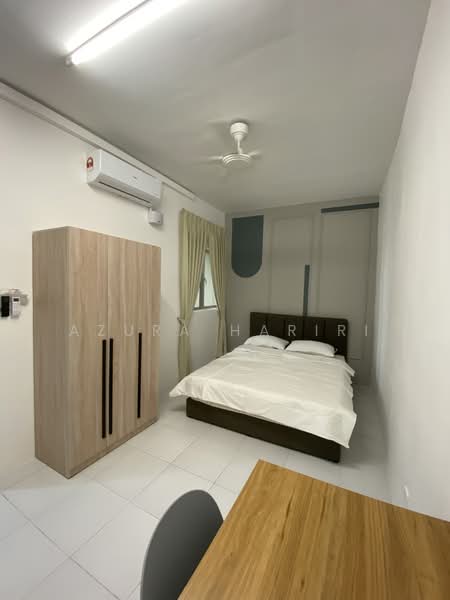 Kondominium untuk Disewa di Residensi Sateria - Azura Hariri - Bedroom - PropertyGuru.com.my