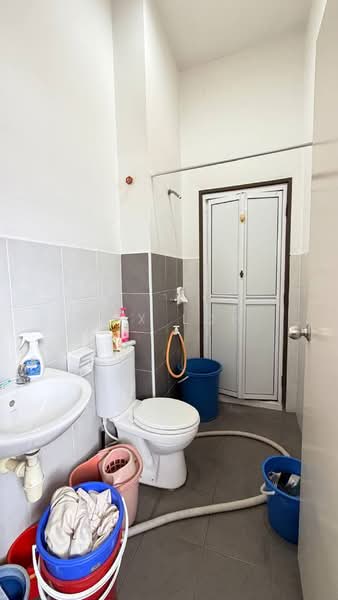 Rumah Teres 1 Tingkat untuk Dijual di Taman Pulai Indah (Johor Bahru) - Max Loh - Bathroom - PropertyGuru.com.my