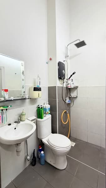 Rumah Teres 1 Tingkat untuk Dijual di Taman Pulai Indah (Johor Bahru) - Max Loh - Bathroom - PropertyGuru.com.my