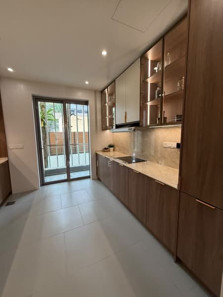Condominium for Sale at Iringan Hijau - Angie Fun - Kitchen - PropertyGuru.com.my