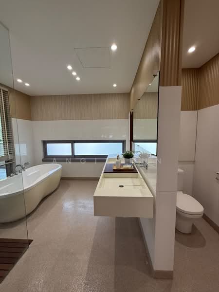 Condominium for Sale at Iringan Hijau - Angie Fun - Bathroom - PropertyGuru.com.my