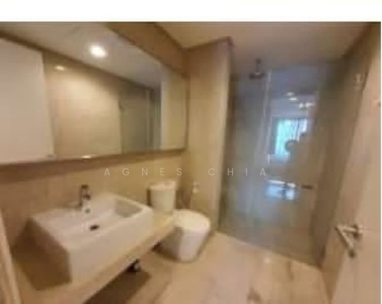 Kediaman Servis untuk Dijual di Hampshire Place - Agnes Chia - Bathroom - PropertyGuru.com.my