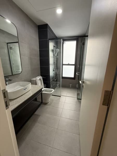 Kondominium untuk Dijual di Allevia - Chris Tee - Bathroom - PropertyGuru.com.my