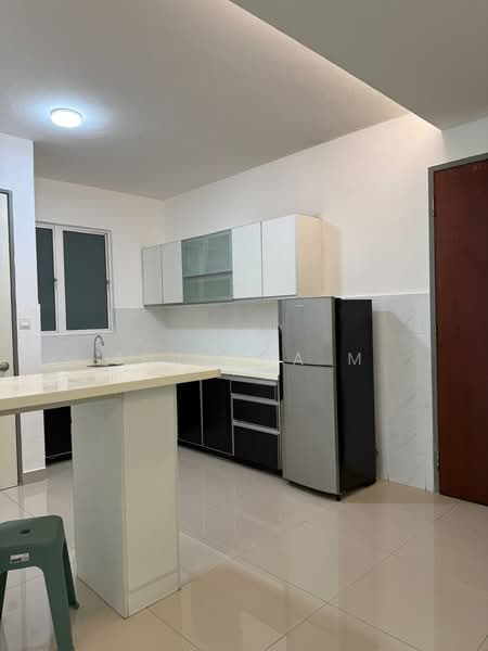 Servis Apartment untuk Disewa di Ritze Perdana 2 - Sujatha M - Kitchen - PropertyGuru.com.my