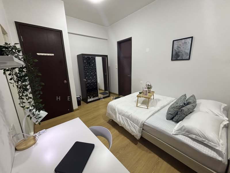 Condominium for Rent at Royal Strand @ Country Garden Danga Bay - Herman Syah - Bedroom - PropertyGuru.com.my
