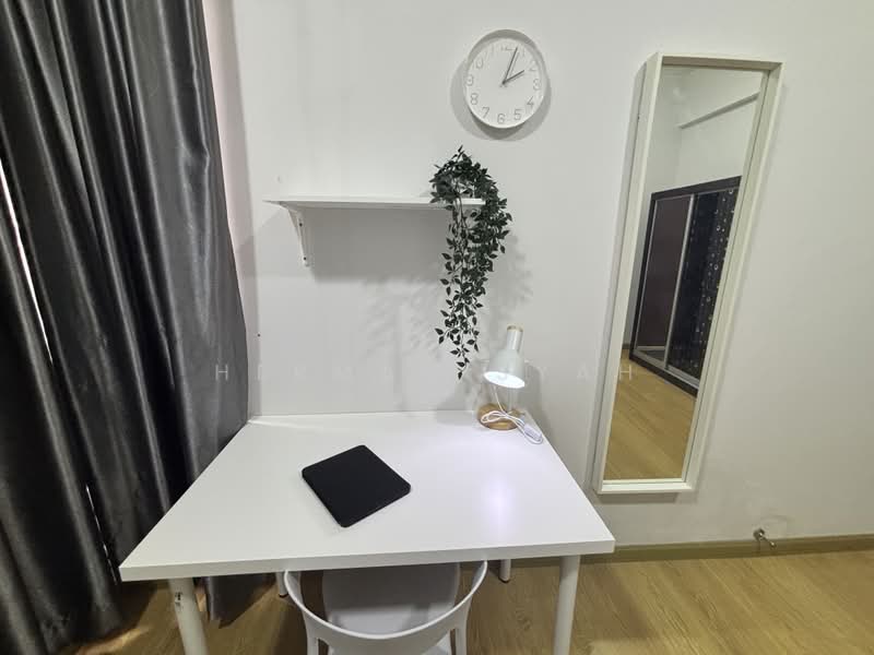 Condominium for Rent at Royal Strand @ Country Garden Danga Bay - Herman Syah - Study - PropertyGuru.com.my