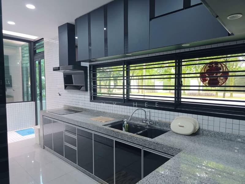 Rumah Kluster untuk Dijual di Setia Eco Cascadia (Tebrau) - Reny Hee - Kitchen - PropertyGuru.com.my