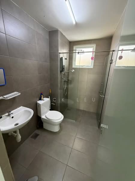 Condominium for Rent at Mutiara Ville - Jack Leu - Bathroom - PropertyGuru.com.my