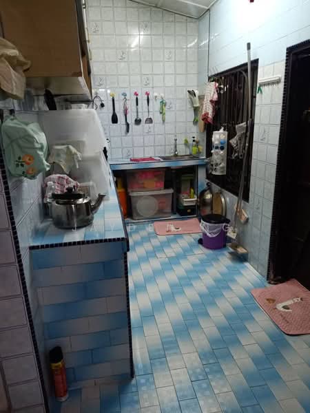 Rumah Teres 1-Tingkat untuk Dijual di Ulu Tiram (Johor) - Jayden Ng - Kitchen - PropertyGuru.com.my