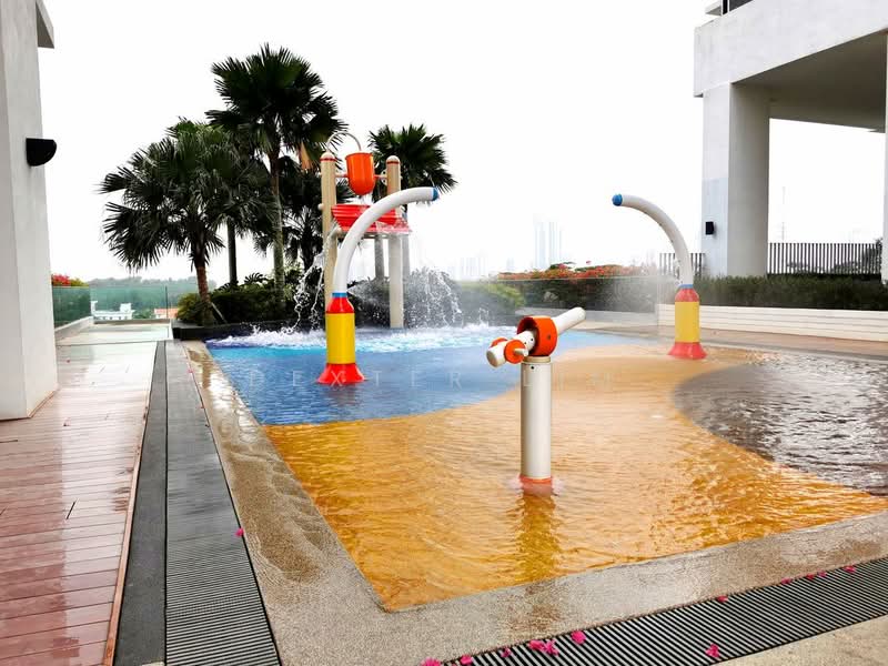 Servis Apartment untuk Dijual di Southkey Mosaic - Dexter Lim - Pool - PropertyGuru.com.my