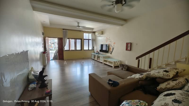 Rumah Teres 2 Tingkat untuk Disewa di Taman Pekaka (Sungai Dua) - Jason Ewe - Living Room - PropertyGuru.com.my