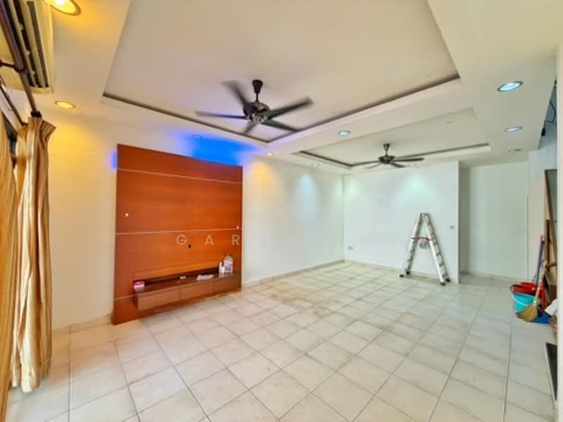 2.5-storey Terraced House for Sale in Sunway Bukit Gambier (Gelugor) - Gary Goh - Living Room - PropertyGuru.com.my