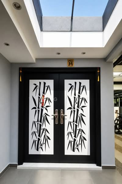Rumah Teres 2 Tingkat untuk Dijual di Seri Kembangan (Selangor) - Ying Lee - Entrance - PropertyGuru.com.my