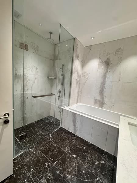 Servis Apartment untuk Disewa di SO Sofitel Kuala Lumpur Residences - Jia Yirng Lee - Bathroom - PropertyGuru.com.my
