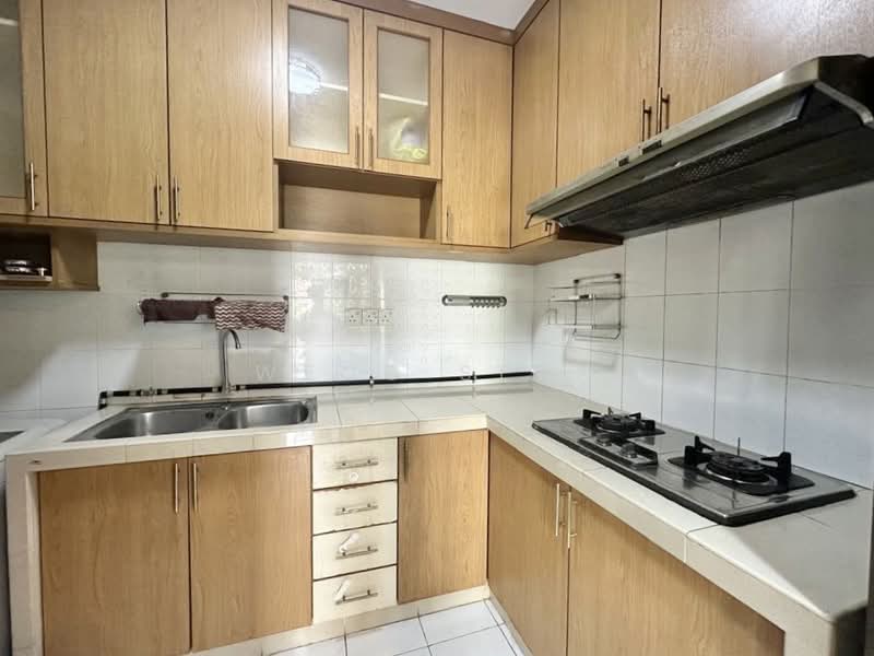 Kondominium untuk Dijual di Villa Condominium - Weng Sern - Kitchen - PropertyGuru.com.my