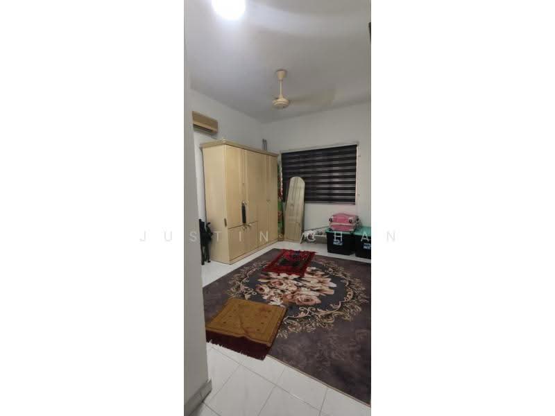 Apartment for Sale at The Astaria - Justin Chan - Bedroom - PropertyGuru.com.my