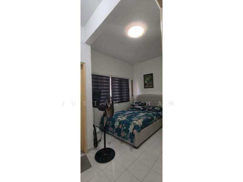 Apartment for Sale at The Astaria - Justin Chan - Bedroom - PropertyGuru.com.my