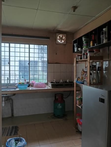 Rumah Teres 2 Tingkat untuk Dijual di Sungai Buloh (Selangor) - AZMAN ZAKARIA - Kitchen - PropertyGuru.com.my