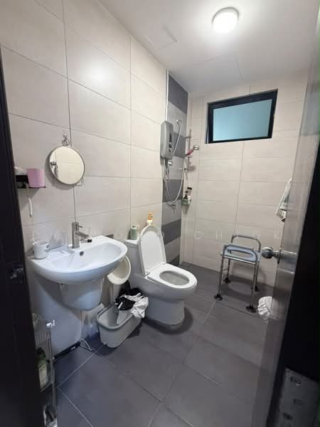 Servis Apartment untuk Dijual di Molek Regency - Dasmond Chiok - PropertyGuru.com.my