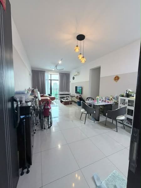 Servis Apartment untuk Dijual di Molek Regency - Dasmond Chiok - PropertyGuru.com.my