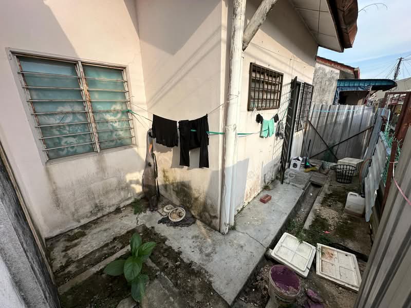 1-storey Terraced House for Sale in Taman Pelangi (Rawang) - Jessie Wong - Exterior - PropertyGuru.com.my