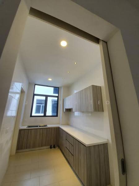 Semi-Detached House for Sale in Eco Ardence (Setia Alam) - Jasmine Teo - Kitchen - PropertyGuru.com.my