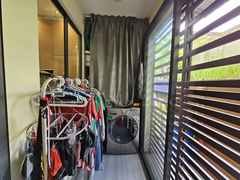 3-storey Terraced House for Sale in Taman Saujana Suria (Kajang) - Anthony Tek - Balcony - PropertyGuru.com.my