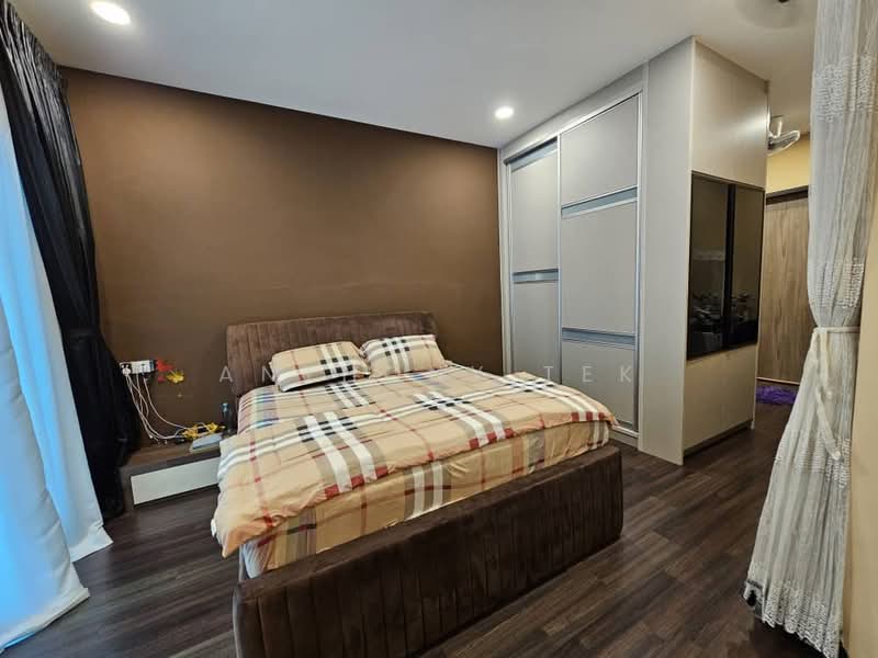 3-storey Terraced House for Sale in Taman Saujana Suria (Kajang) - Anthony Tek - Bedroom - PropertyGuru.com.my