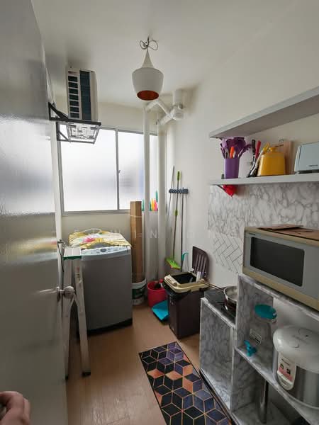 Kediaman Servis untuk Disewa di Sentrovue - Elwin Ong - Kitchen - PropertyGuru.com.my