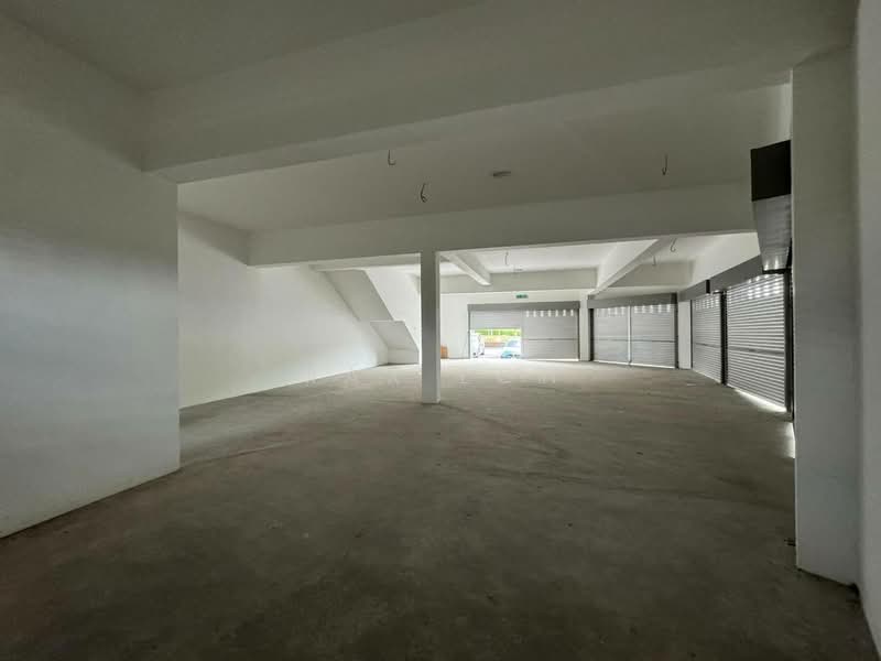 Kedai untuk Disewa di Bandar Cemerlang (Ulu Tiram) - Max Loh - Interior - PropertyGuru.com.my
