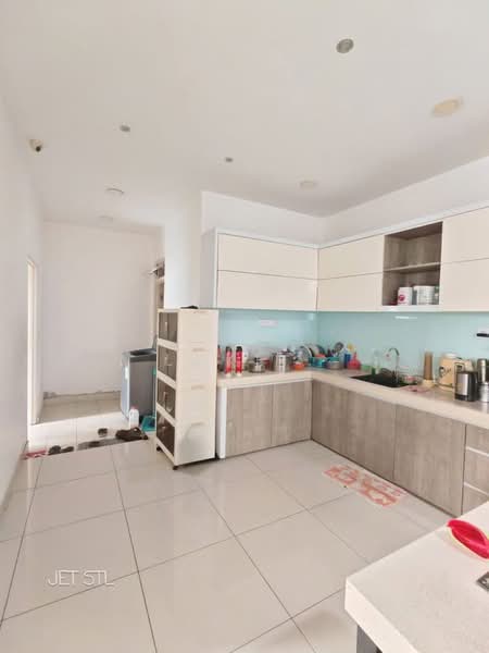 Rumah Berkembar untuk Dijual di Setia Damai (Setia Alam) - Loke . - Kitchen - PropertyGuru.com.my