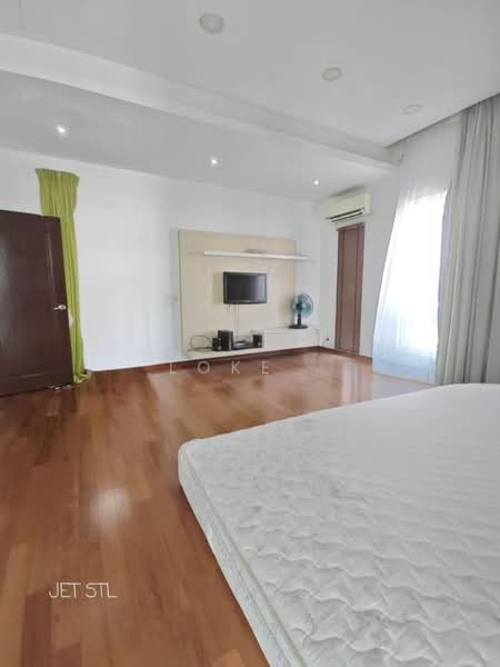 Rumah Berkembar untuk Dijual di Setia Damai (Setia Alam) - Loke . - Bedroom - PropertyGuru.com.my