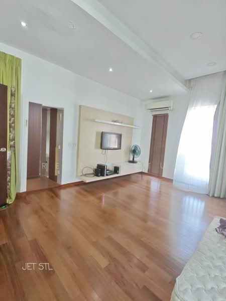 Rumah Kluster untuk Dijual di Setia Damai (Setia Alam) - Reilynn Tue - PropertyGuru.com.my