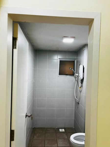 Pangsapuri untuk Disewa di Karisma @ Eco Majestic - Maya Myra - Bathroom - PropertyGuru.com.my