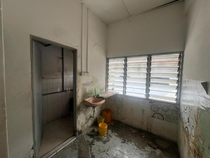 Shop for Rent in Jalan Ipoh (Kuala Lumpur) - Eugene Yap - Interior - PropertyGuru.com.my